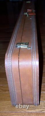 NICE 47 Factory Original Browning Hard Rifle Case. 30-06 Semiauto Gun Storage