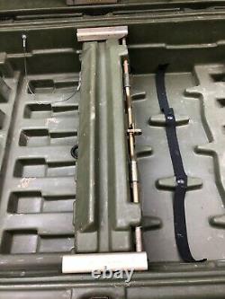 Pelican Hardigg Military Shipping Storage 12 Rifle Gun Rack Hard Case