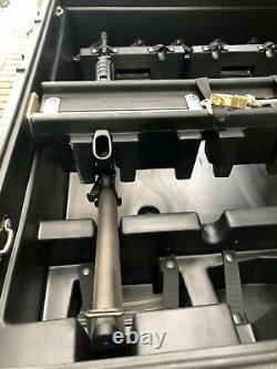 Pelican Hardigg US Military Weapons Shipping Storage 8 Rifle Gun Hard Case Rack